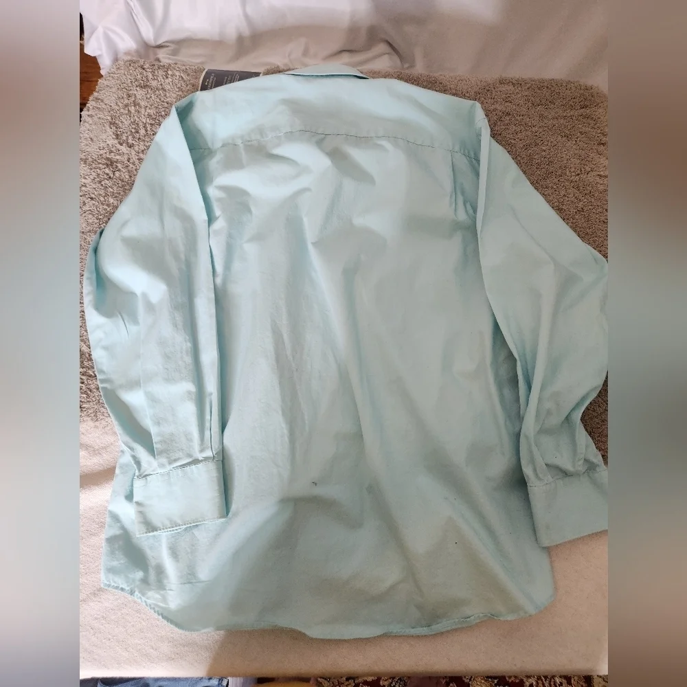Liz Claiborne Men's Shirt
